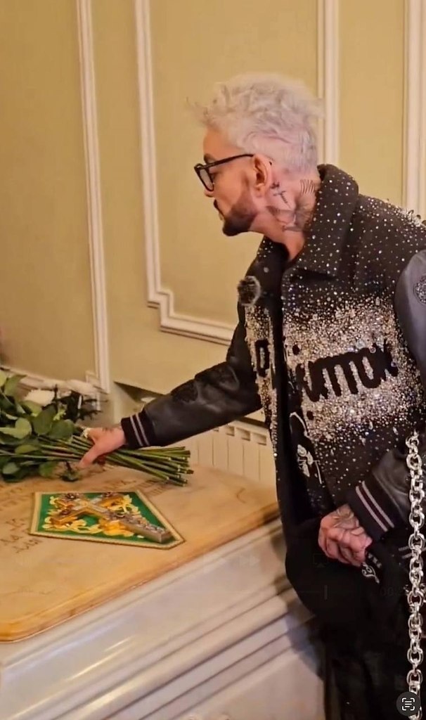    40           ... - 2