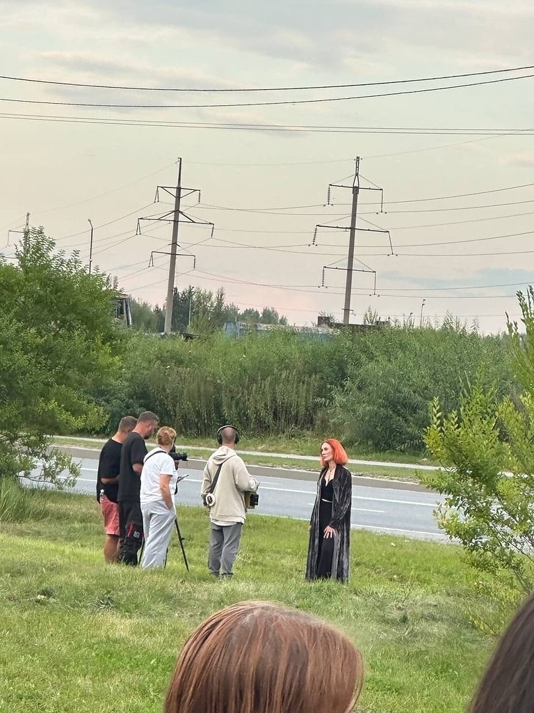 «БИТВУ ЭКСТРАСЕНСОВ» СНИМАЮТ В КУРСКЕ.На площадке среди типовых многоэтажек Курска заметили ... - 3