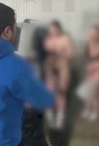 В Новосибирске студенток похитили и избили на автомойке за отказ от отношений. 18-летняя Анна ... - 2