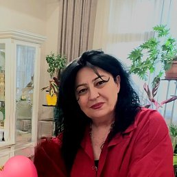 Yaa, 55, 
