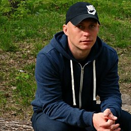 Alex  , 33, --