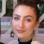 Viktoria, 27 , 