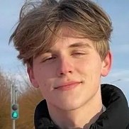 Арсений, 19 лет, Москва Арсений, 19 лет, Москва