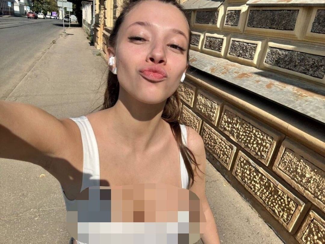 Полина Гухман Шлюха Большая Пизда