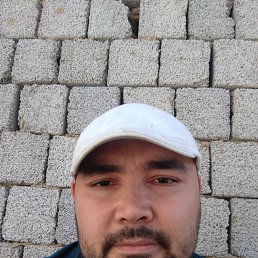 Dossi, 29, 