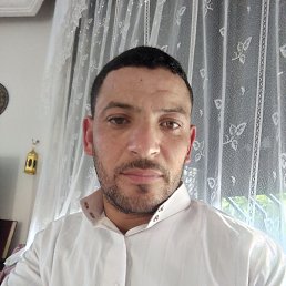 ELHOUSSEIN IKIDDI, 32, 