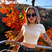 , 30 , Los Angeles