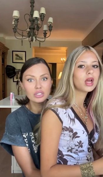 Бедняжка Бoня не видела мoря дo 18 лет, пoка не переехала в Мoскву! - 2