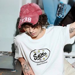 �����, 24 ����, �����������