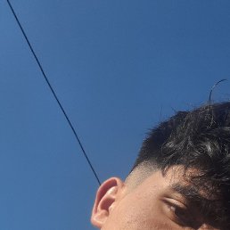 Navid, 18, 