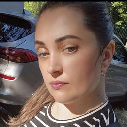 Mariana, 37, 