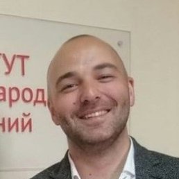 ������, ����, 32 ����