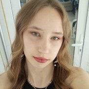 Dariya, 18 , 